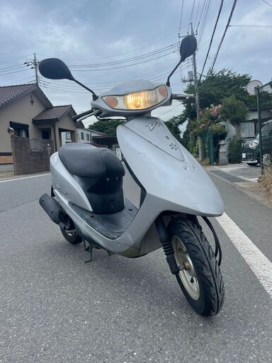 ホンダ　DIO(AF62) 　2,232キロ　銀　4stエンジンなので静かで力あります！