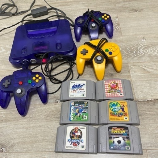 任天堂64ゲーム機本体コントローラー3個カセット6本
