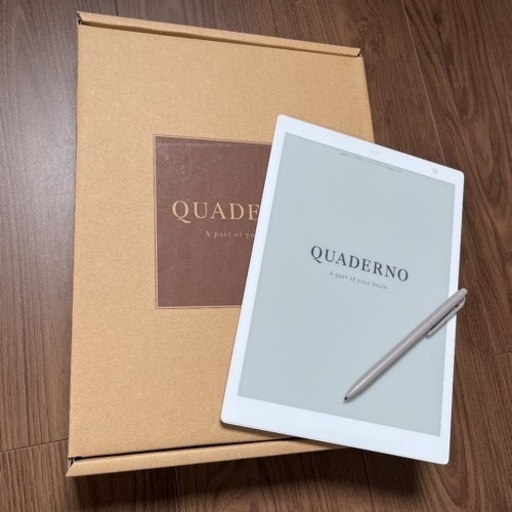 クアデルノ quaderno gen.2 ほぼ未使用 完品 ケース付き