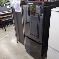 ⭐️ラウンドデザイン⭐️MITSUBISHI 146L 冷蔵庫 MR-P15Z 三菱 2015年式 0719-03