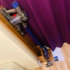 【中止】ダイソン Dyson V6 fluffy スタンド付き 訳あり