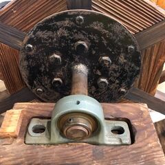 【愛品館八千代店】水車のオブジェ