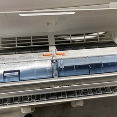 FH53★即納可/エアコン本体+標準取付工事込み❗️シャープ/2016年/2.2kw( 6〜9畳目安 東京 神奈川地域限定 標準取付工事費込 エアコン同配 6畳用 日立 白く