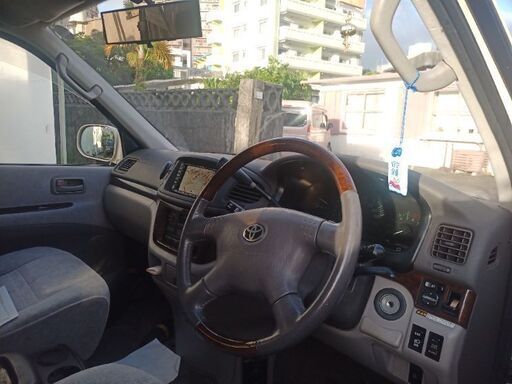 平成11年式　レジアス　2700　ガソリン車　後期型　パールツートン