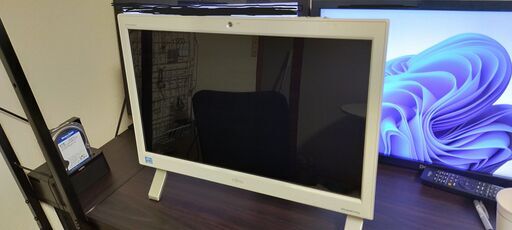 使わなくなった為、お譲りします。液晶一体型 富士通FMVF53SWP