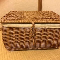 籐製のボックス