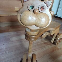 木製　三輪車　ネコ
