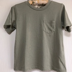earth music&ecology Tシャツ