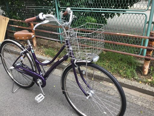 ブリヂストン「トレンディL27」の車です