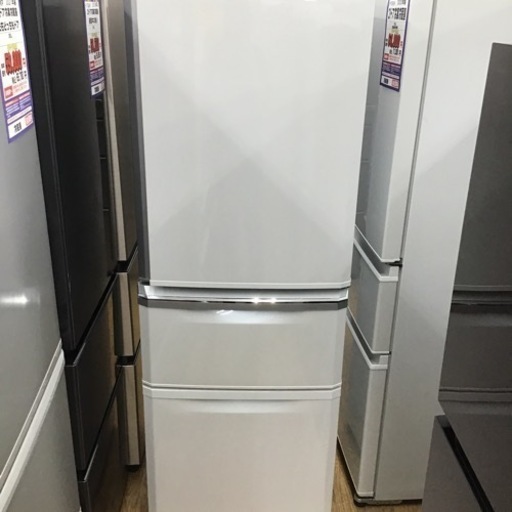 #G-74【ご来店頂ける方限定】MITUBISHIの3ドア冷凍冷蔵庫です