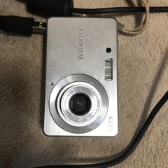 富士フイルムFINEPIX J10