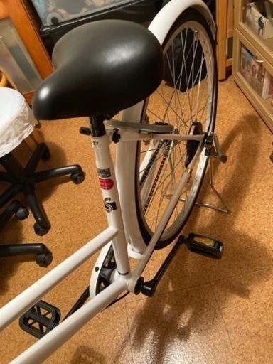 軽快車　シティサイクル　シグネ白