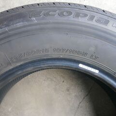 BRIDGESTONE ECOPIA 195/80 R15 107/105N LT 新古品（新車～取り外し） 