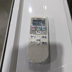 HITACHI 6〜8畳 2.2kwルームエアコン RAS-A22E(W) 2016年製