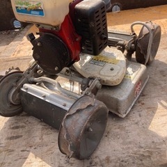 草刈り機 OREC スパイターモアー 4WD SP850