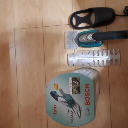 BOSCH　ハンディ型芝刈機