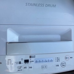 TOSHIBA 4.5l 洗濯機　salonにて使用　2018年〜