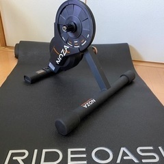 スマートトレーナー　NOZA 国内販売品　メーカー修理対応済み　マット付き スマートトレーナー NOZA 国内販売品 メーカー修理対応済み マット付き