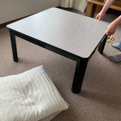こたつテーブル　正方形