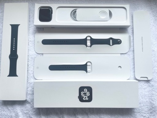 商談中【セット】Apple Watch SE 44㎜ GPSモデル 強化ガラスセット