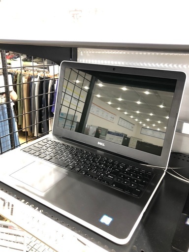 DELL ノートパソコン　P66F001 アダプター付