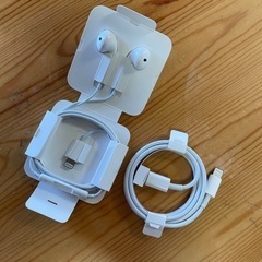 iPhoneイヤホン＋充電器