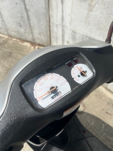 大人気車両セール‼️ バッテリー リアタイヤ 新品‼️ドライブVベルト交換❗️嬉しいシート張り替え済み♪ 速い レッツ2✴ 大人気SALE‼️リアタイヤバッテリードライブVベルト新品❗️ 嬉しい