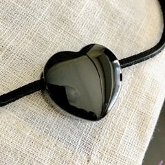 値下げしました！アメリカに拠点を置く某有名サロンの日本国内用として、ヘアカタログ撮影に使用されました実際のネックレス美品です。