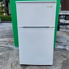 ★大奉仕品★早い者勝ち!!小型冷凍冷蔵庫　90L(冷凍28…