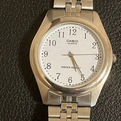 カシオ　シンプル腕時計