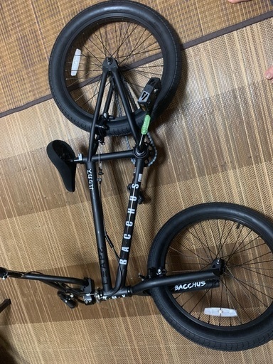 新品　自転車　　BMX
