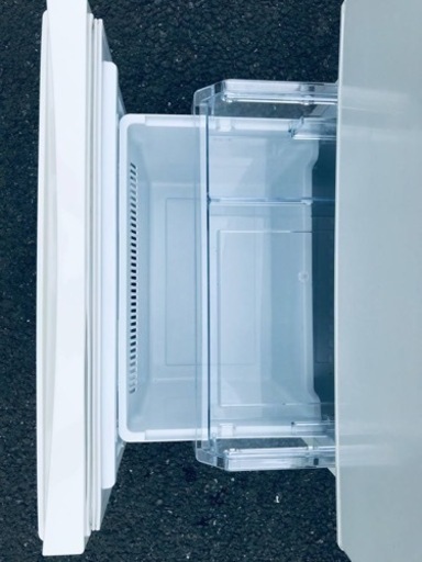 ✨2018年製✨1760番 AQUA✨ノンフロン冷凍冷蔵庫✨AQR-16H‼️ - 冷蔵庫 