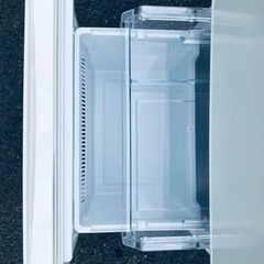 ✨2018年製✨1760番 AQUA✨ノンフロン冷凍冷蔵庫✨AQR-16H‼️