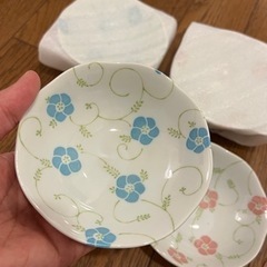 新品・たち吉・小皿・約11㎝・４枚