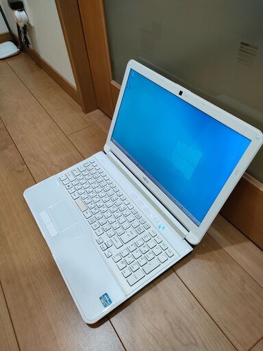 【受け渡し決定しました】【超美品】i7搭載　LIFEBOOK アーバンホワイト