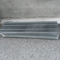 グレーチング  ＷＵＳ－Ｘ　２４－５１９  新品9枚