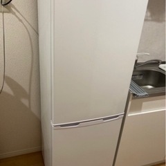 冷蔵庫(162L)+おしゃれ家具複数+おまけ好きなだけ◎一人暮らしにお勧め  