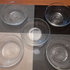 ガラス鉢（径１３ｃｍ）５個