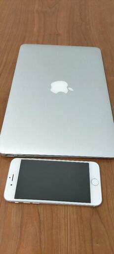 MacBookAirとiPhone