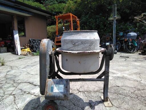 コンクリートミキサー　実働！！　100V　小型