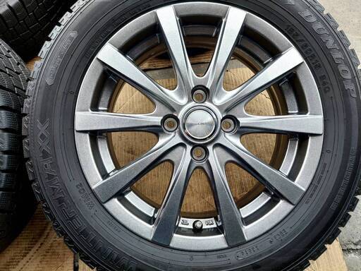 GRASS 15インチ スタッドレス アクア、ヤリス、フィット