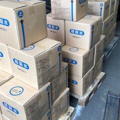  【送料無料】電動フォークリフト用 バッテリー液 10箱