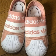 子供靴  adidasシューズ16cm