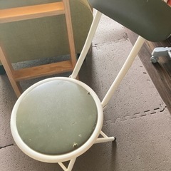 折り畳みの椅子
