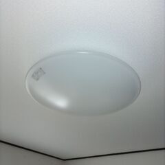 丸形　LEDシーリングライト　8畳に対応　白色　リモコン付　明る...