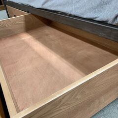 ダブルベッド　JOURNAL STANDARD FURNITURE