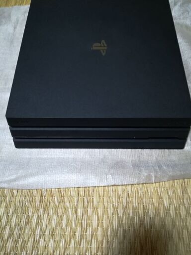お値打ち価格！！ SONY PS4Pro 1TB 本体 CUH7000B B01（コントローラー