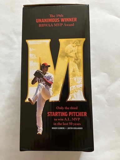 大谷翔平MVP記念ボブルヘッドとサインボード 大谷翔平MVP記念ボブルヘッドとサインボード