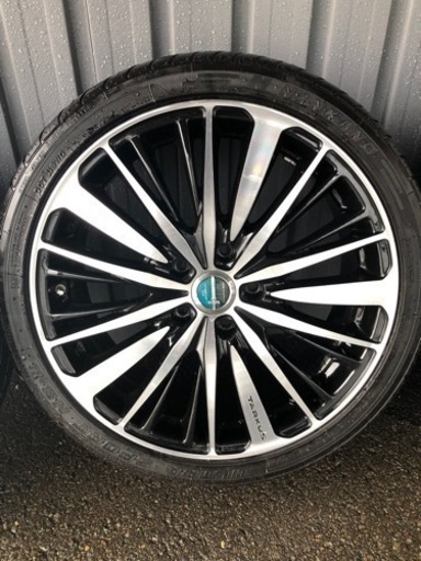 ロクサーニ タルカス 18インチ | humanication.co.il