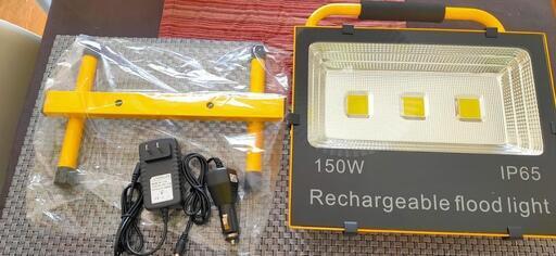 充電式 LED 投光器 150W